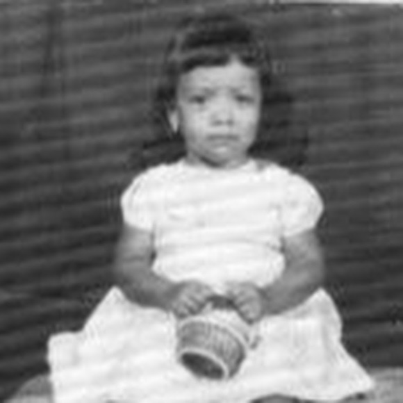 Meet your Posher, Miriam - Picture 1 of 1